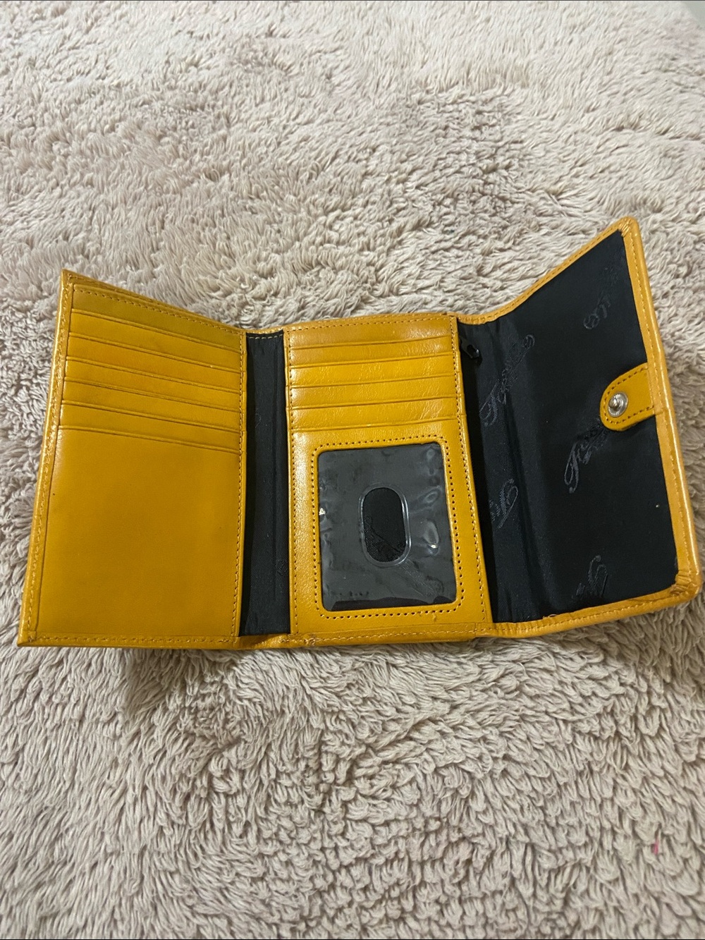Fossil Mustard Yellow Leather Bifold Wallet - Picture 3 of 11